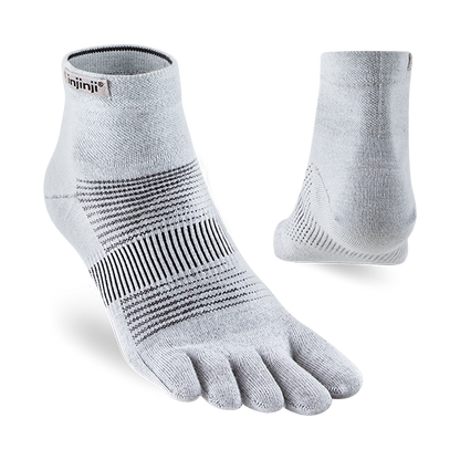 Injini Unisex Run Lightweight Mini Crew Sock Injini