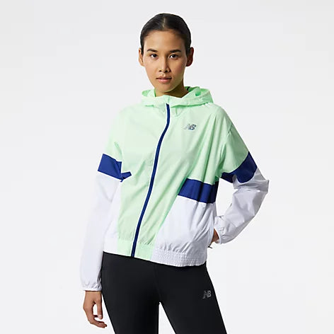 New Balance Women's Fast Flight Jacket Bog Dog Running